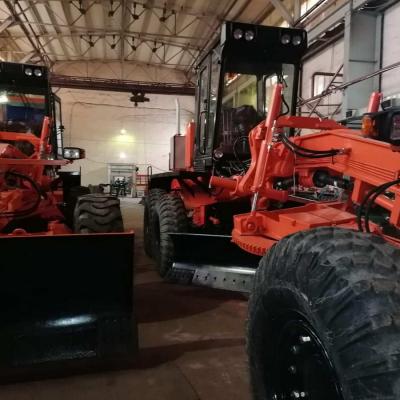Автогрейдер тяжелого класса ДЗ-98 производства ПО УРАЛ